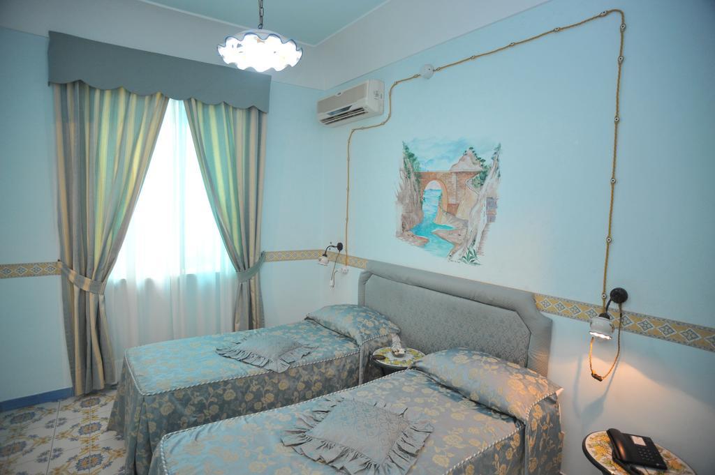 Locanda Costa D'Amalfi Bed and Breakfast Εξωτερικό φωτογραφία